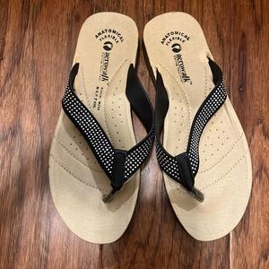 Aerowalk size 36 black sandals with silver details